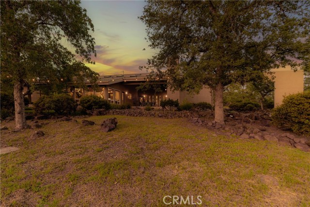 Detail Gallery Image 29 of 73 For 189 Indian Cliffs Drive, Chico,  CA 95973 - 3 Beds | 3/1 Baths