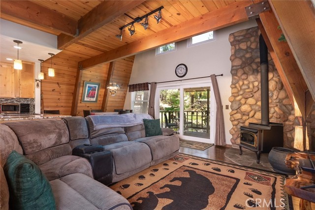 Detail Gallery Image 8 of 43 For 52926 Balsam Drive, Oakhurst,  CA 93644 - 2 Beds | 2 Baths
