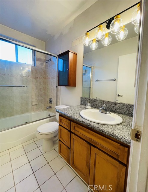 Detail Gallery Image 12 of 26 For 1930 N Vermont Ave #107,  Los Angeles,  CA 90027 - 1 Beds | 1 Baths