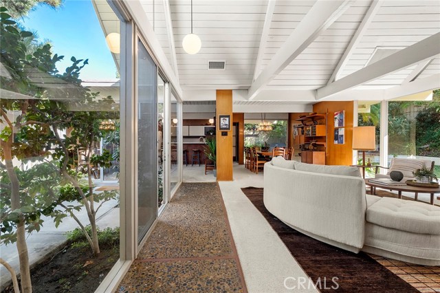 Front Image Thumbnail for CRPW25245270