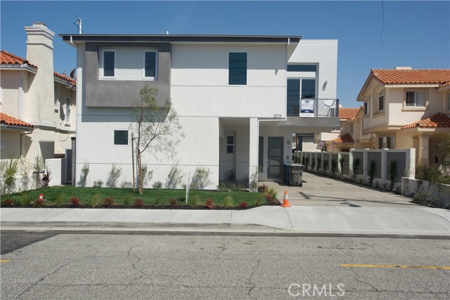 2013 Voorhees Avenue, Redondo Beach, California 90278, 4 Bedrooms Bedrooms, ,3 BathroomsBathrooms,Residential,Sold,Voorhees,SB18079615