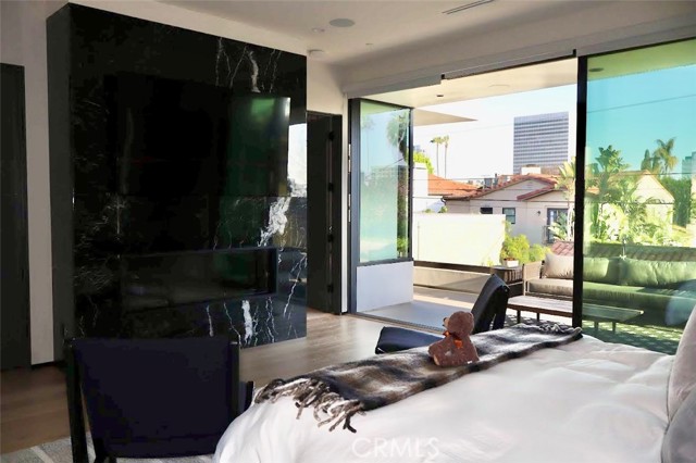 6430 Drexel AVE, Los Angeles CA: https://media.crmls.org/medias/b3adb96d-5ca0-4bc1-a519-4223fca6580c.jpg