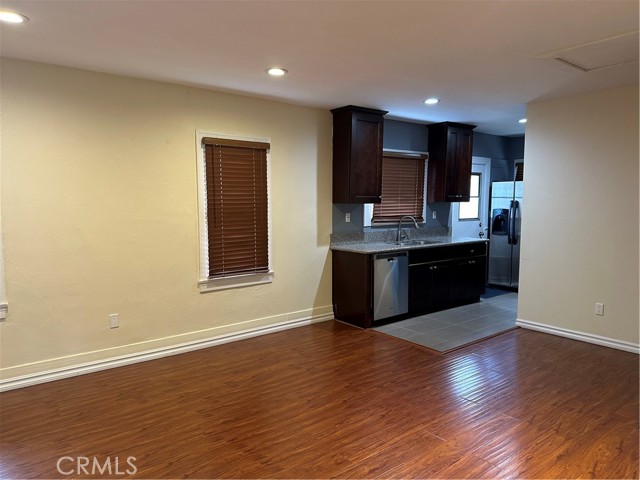 Detail Gallery Image 3 of 6 For 1250 E Huntington Dr #B & D,  South Pasadena,  CA 91030 - 1 Beds | 1 Baths