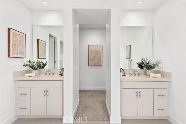 215 Sutters Mill, Irvine CA: https://media.crmls.org/medias/b3b0d47a-1b68-465d-8a65-af0c98147ca6.jpg