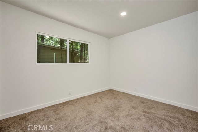 Detail Gallery Image 13 of 25 For 9395 Gordon Springs Dr, Cobb,  CA 95426 - 3 Beds | 2 Baths