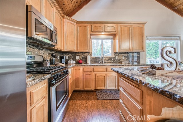 Image 9 of 46 For 37748 Marina View Drive