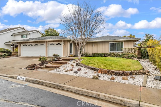 Detail Gallery Image 3 of 64 For 25396 Shawnee, Lake Forest,  CA 92630 - 4 Beds | 2/1 Baths