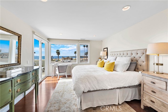 Detail Gallery Image 15 of 30 For 3036 Breakers Dr, Corona Del Mar,  CA 92625 - 3 Beds | 2 Baths