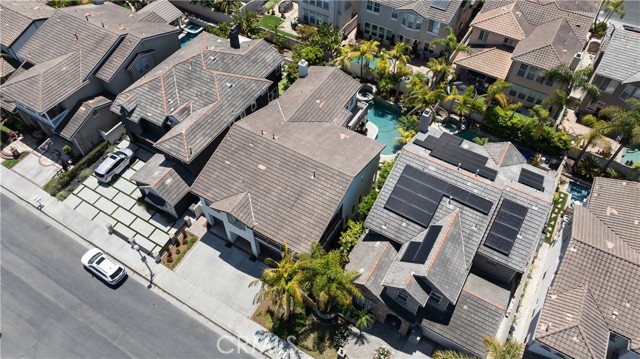 19139 Chandon Lane, Huntington Beach CA: https://media.crmls.org/medias/b3b2e9db-eab8-4579-85ae-9d364bb333c2.jpg