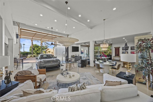 Image 6 of 45 For 14461 Oakley Drive