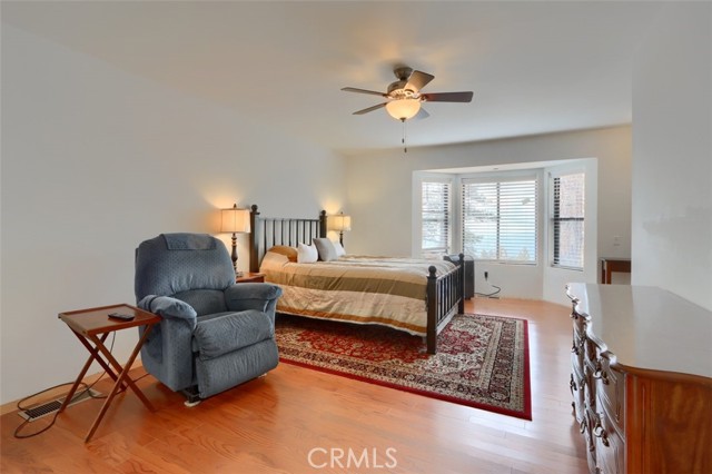 7501 7503 Yosemite Park Way, Yosemite CA: https://media.crmls.org/medias/b3b42fe0-40a2-4a43-a835-7ab1a98b91db.jpg