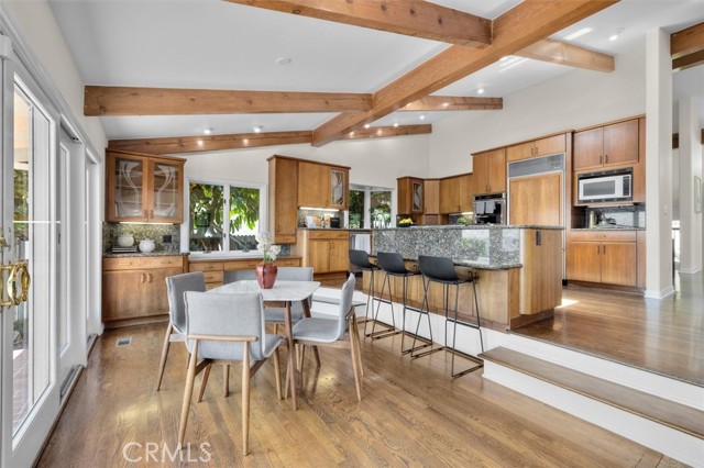 3550 Coolheights Drive, Rancho Palos Verdes CA: https://media.crmls.org/medias/b3b4339e-aa12-471b-9b29-19f8f152ddc3.jpg