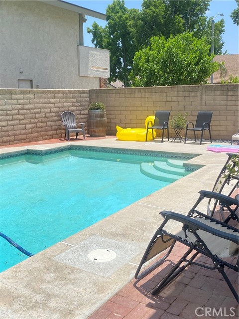 9849 Canada Way, Riverside CA: https://media.crmls.org/medias/b3b44b5a-4428-4d09-a48d-37cf2faf7c73.jpg