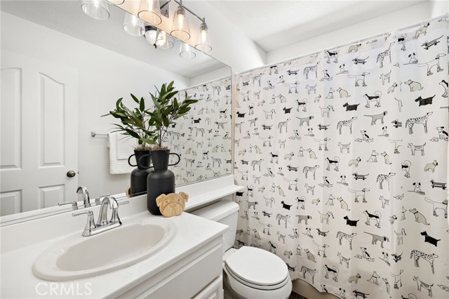 20 Via Tronido, Rancho Santa Margarita CA: https://media.crmls.org/medias/b3b4bdc2-86e2-4177-8dc5-9957f7dece99.jpg