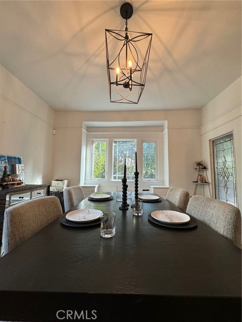1355 N Gordon Street, Pomona CA: https://media.crmls.org/medias/b3b4fd73-2c78-4735-84f9-e292a1f26254.jpg