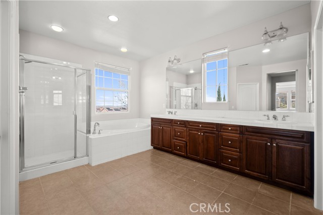 Detail Gallery Image 34 of 62 For 42437 71st, Lancaster,  CA 93536 - 5 Beds | 4 Baths