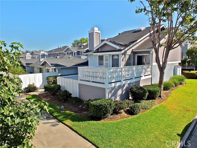 18071 Wakefield Ln #106, Huntington Beach, CA 92648