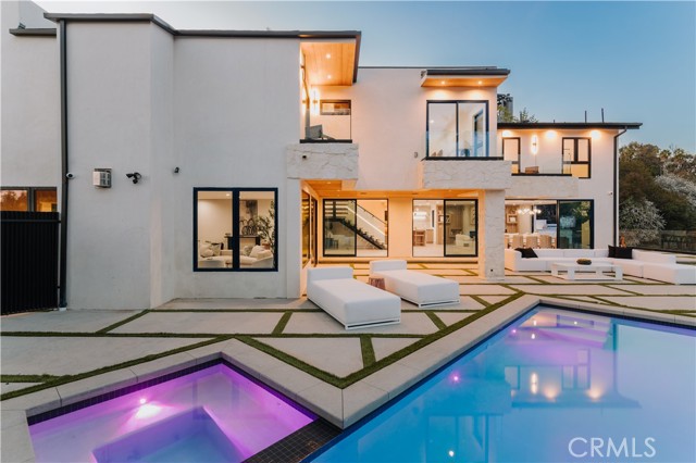2608 Zorada Drive, Los Angeles CA: https://media.crmls.org/medias/b3b603b9-7ee8-4dfa-b0cd-0641f4add860.jpg