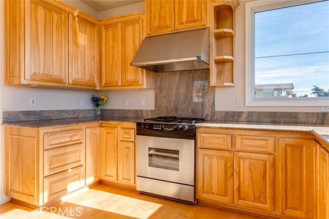 Detail Gallery Image 24 of 69 For 305 Ivar Street, Cambria,  CA 93428 - 3 Beds | 3/1 Baths