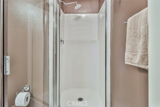 Detail Gallery Image 27 of 61 For 13910 Mountain View Pl, Sylmar,  CA 91342 - 5 Beds | 3 Baths