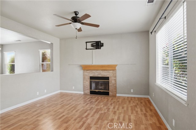 Detail Gallery Image 14 of 40 For 2213 Lionudakis Ct, Modesto,  CA 95355 - 3 Beds | 2/1 Baths