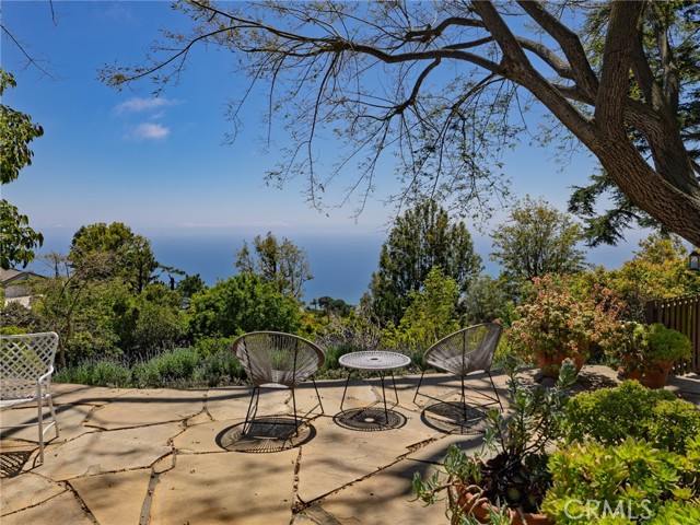 7 Cinchring Road, Rolling Hills CA: https://media.crmls.org/medias/b3b77dd4-8ca6-4c65-a82e-f8612a24f48b.jpg
