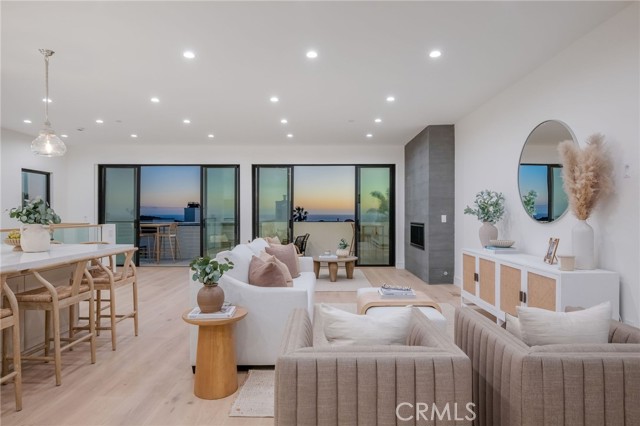 Detail Gallery Image 60 of 62 For 89 Bayview, Manhattan Beach,  CA 90266 - 3 Beds | 3/1 Baths