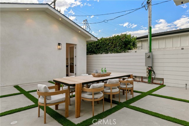 Detail Gallery Image 43 of 57 For 4532 Katherine, Sherman Oaks,  CA 91423 - 6 Beds | 6/1 Baths