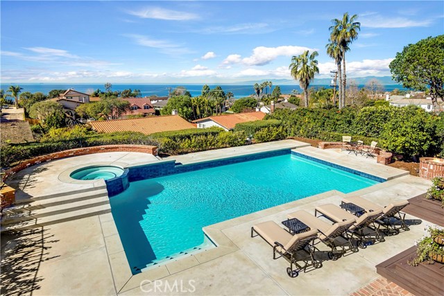 30015 Via Borica, Rancho Palos Verdes, California 90275, 4 Bedrooms Bedrooms, ,3 BathroomsBathrooms,Residential,Sold,Via Borica,PV17030413