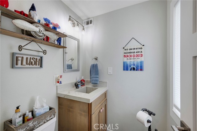 Detail Gallery Image 24 of 49 For 1302 S Fremont St, Anaheim,  CA 92804 - 4 Beds | 1/1 Baths