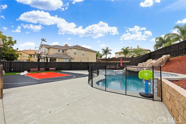 Detail Gallery Image 39 of 51 For 30138 Beeswing Cir, Menifee,  CA 92584 - 6 Beds | 4 Baths