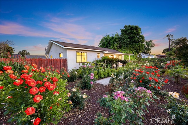 10210 Green Street, Temple City CA: https://media.crmls.org/medias/b3bbab05-1a04-48a2-be78-f1dab98a1b02.jpg