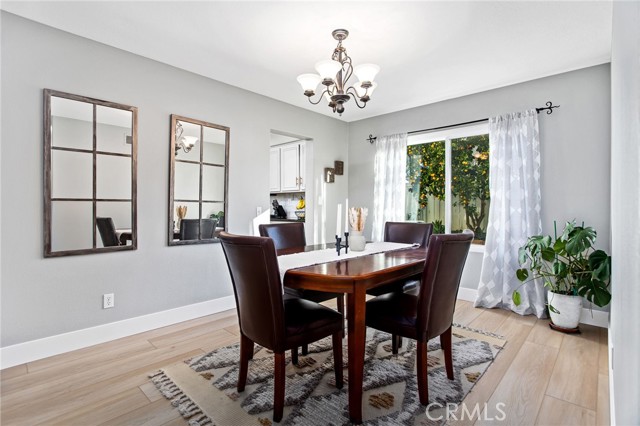 Detail Gallery Image 6 of 32 For 29110 Wayfarer Ln, Lake Elsinore,  CA 92530 - 4 Beds | 2/1 Baths