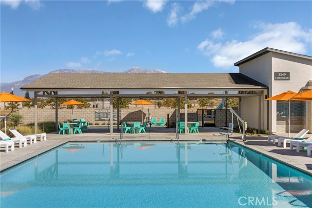 Detail Gallery Image 9 of 13 For 3443 East Moonstone Dr, Ontario,  CA 91761 - 3 Beds | 2/1 Baths