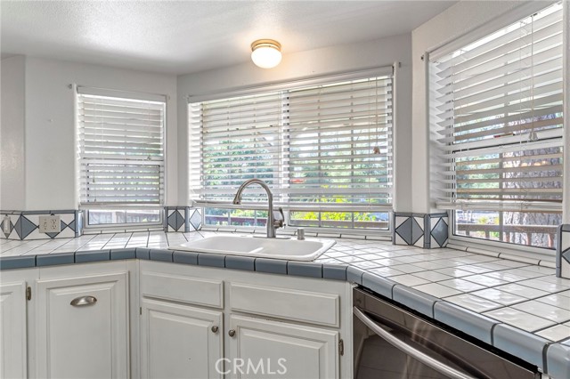 50711 Road 426, Oakhurst CA: https://media.crmls.org/medias/b3bcc7a1-f4eb-41fe-a38a-137206bb0588.jpg