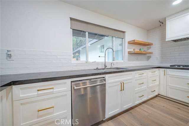 Detail Gallery Image 21 of 55 For 2109 Cambridge, Atwater,  CA 95301 - 5 Beds | 3 Baths