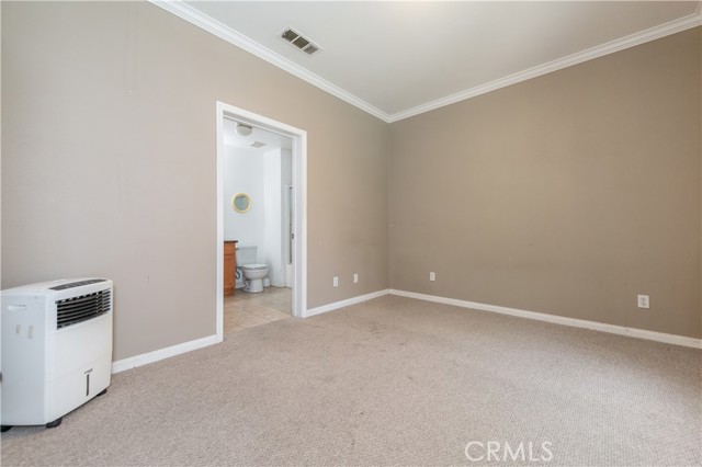 Detail Gallery Image 6 of 22 For 13637 Foster Ave #5,  Baldwin Park,  CA 91706 - 3 Beds | 3/1 Baths