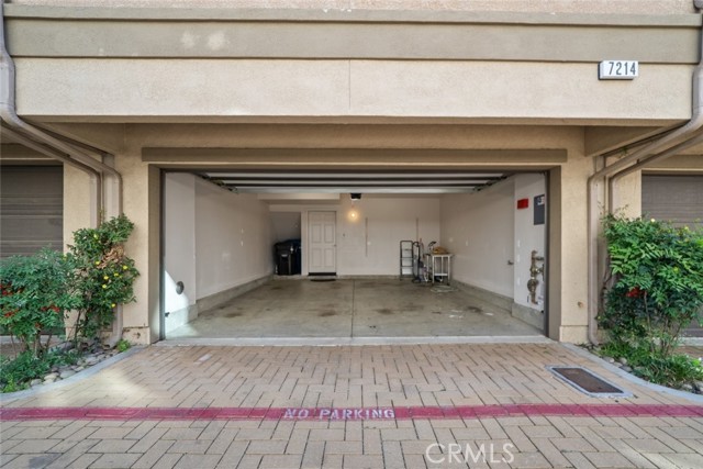 Detail Gallery Image 41 of 47 For 7214 N Chestnut, Van Nuys,  CA 91405 - 2 Beds | 3 Baths