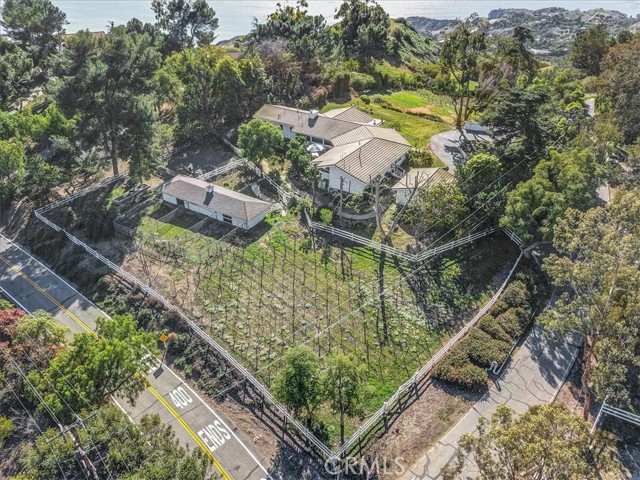 69 Portuguese Bend Road, Rolling Hills, California 90274, 2 Bedrooms Bedrooms, ,3 BathroomsBathrooms,Residential,Sold,Portuguese Bend,SB22028655