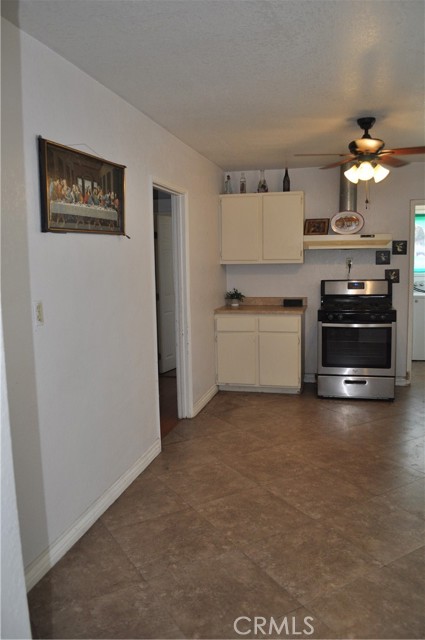 1789 N Pershing Avenue, San Bernardino CA: https://media.crmls.org/medias/b3bf8e27-7f2d-4780-a883-44fe1b612522.jpg