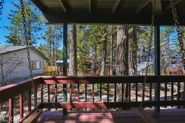 Detail Gallery Image 28 of 39 For 2692 Valhalla, Running Springs,  CA 92382 - 3 Beds | 2/1 Baths