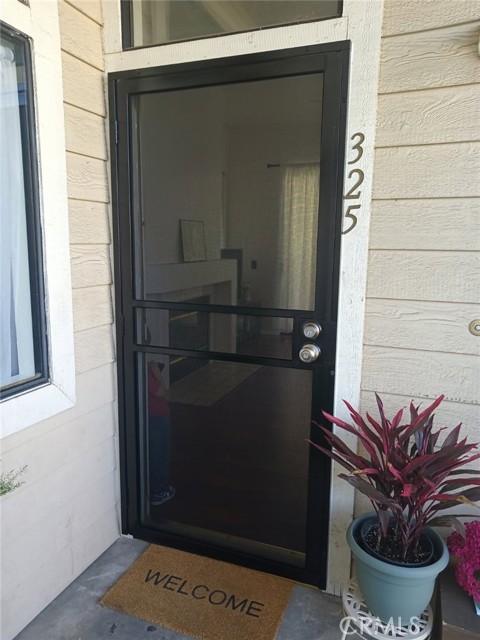 Detail Gallery Image 2 of 26 For 4900 N Grand Ave #325,  Covina,  CA 91724 - 2 Beds | 2 Baths