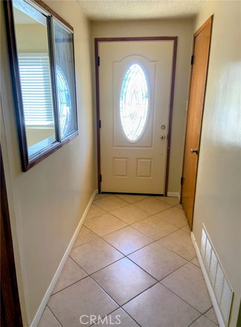 Detail Gallery Image 8 of 32 For 633 Maple Way, Upland,  CA 91786 - 3 Beds | 2 Baths