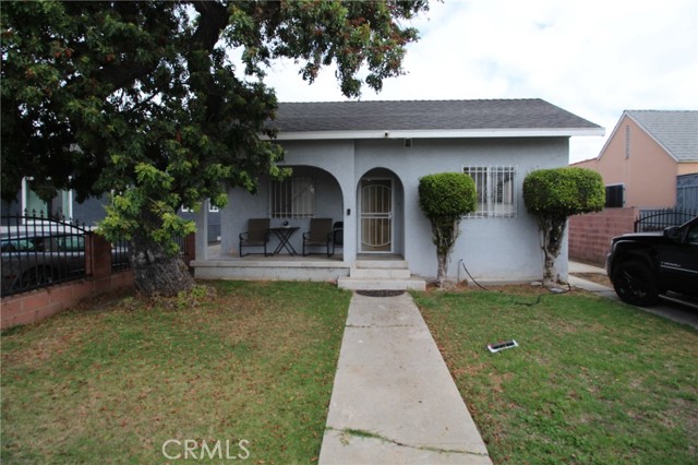 525 W 107th Street, Los Angeles CA: https://media.crmls.org/medias/b3bff7ad-04f8-44e7-bc2d-57312c600064.jpg