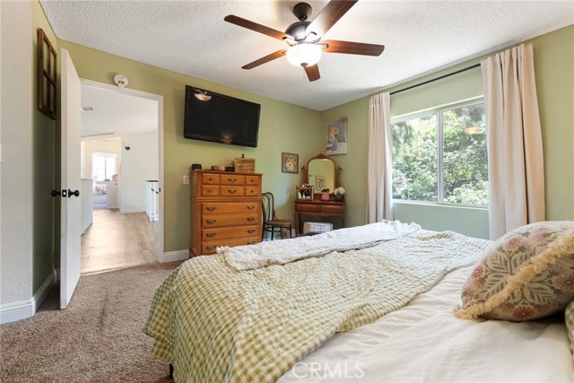 11359 Dole Court, Riverside CA: https://media.crmls.org/medias/b3c086b4-1d9d-41b6-b434-e8522d1c5212.jpg