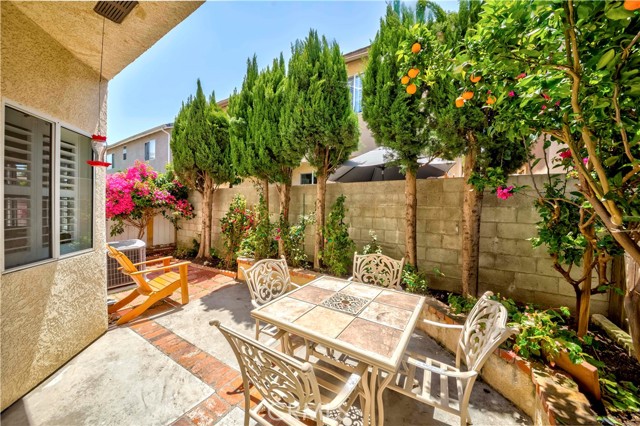 1370 Abraham Terace, Harbor City CA: https://media.crmls.org/medias/b3c1362b-0236-4cfd-b95f-36ab95664bda.jpg