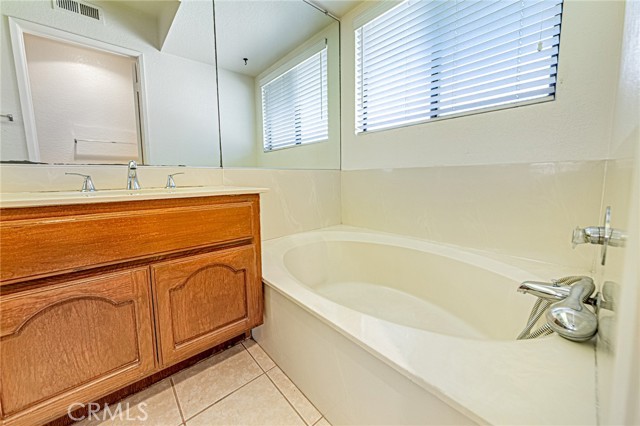 Image 20 of 40 For 1253 Porto Grande  2