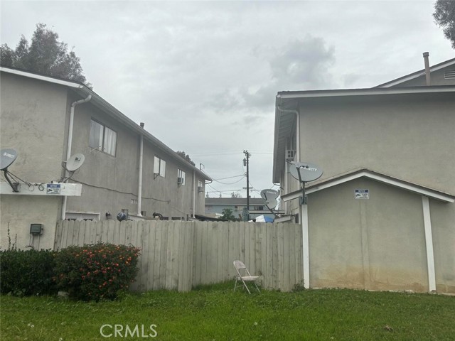 Image 1 of 16 For 884 Cota Street