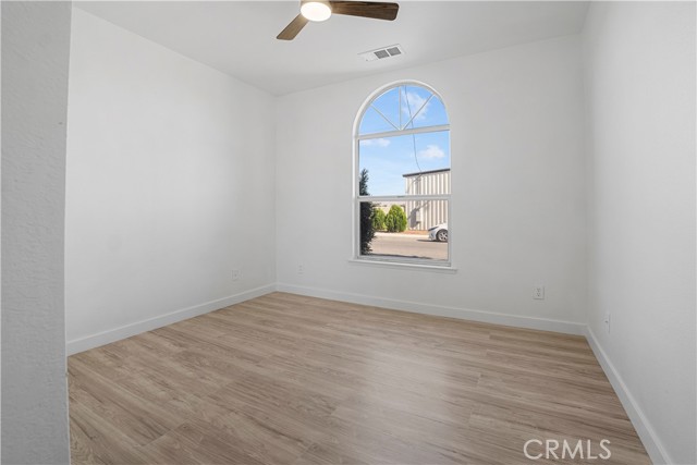 Detail Gallery Image 17 of 28 For 298 E Valley St, Coalinga,  CA 93210 - 3 Beds | 2 Baths