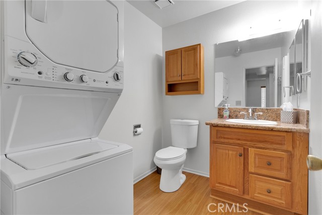 Detail Gallery Image 20 of 22 For 19185 Elm Dr, Apple Valley,  CA 92308 - 2 Beds | 1/1 Baths